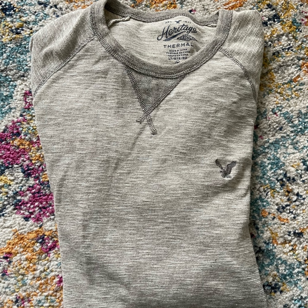 American Eagle Long Sleeve Shirt